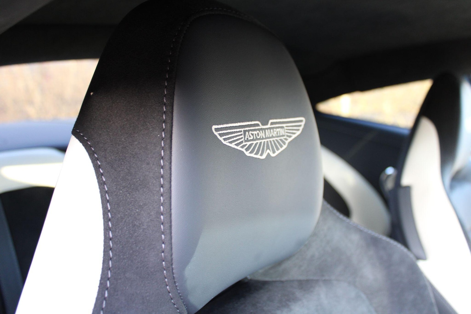 Used Aston Martin V8 2024 for sale - 77396503: Photo 5