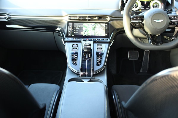 Used Aston Martin Vantage 2024 for sale - 75225606: Photo 11