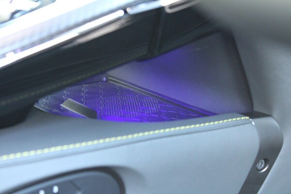 Used Aston Martin Vantage 2024 for sale - 75225606: Photo 28