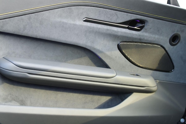 Used Aston Martin Vantage 2024 for sale - 75225606: Photo 40