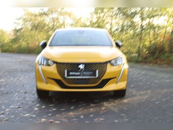 Used Peugeot E-208 2020 for sale - 76727610: Photo