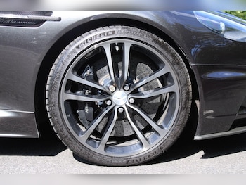 Used Aston Martin DBS 2012 for sale - 75198523: Photo