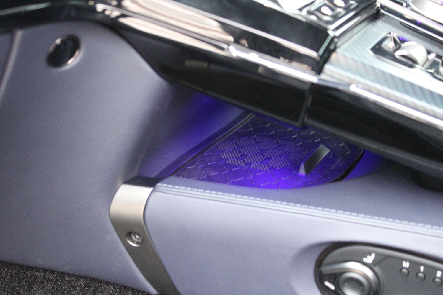 Used Aston Martin Vantage 2025 for sale - 77279494: Photo 39