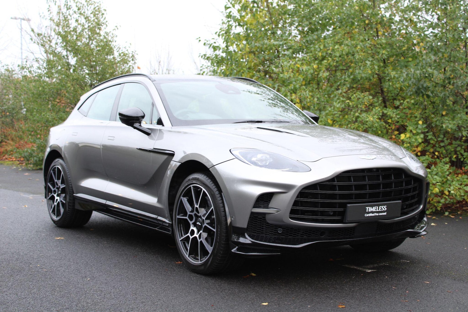 Used Aston Martin DBX for sale - 76513401: Photo 1