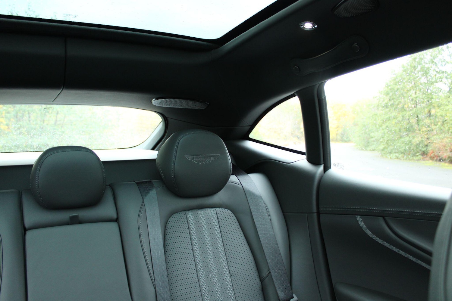 Used Aston Martin DBX for sale - 76513401: Photo 10