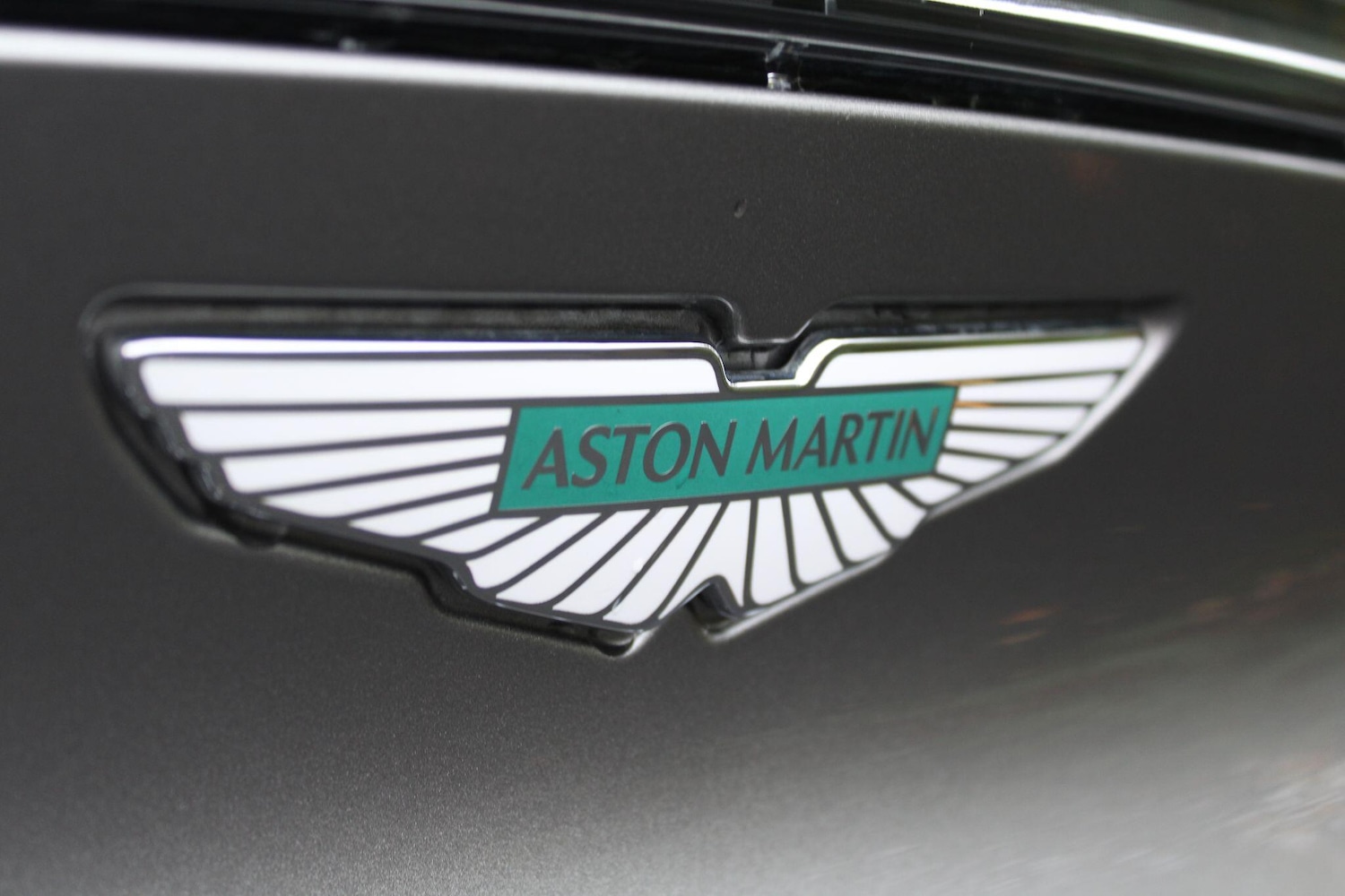 Used Aston Martin DBX for sale - 76513401: Photo 32
