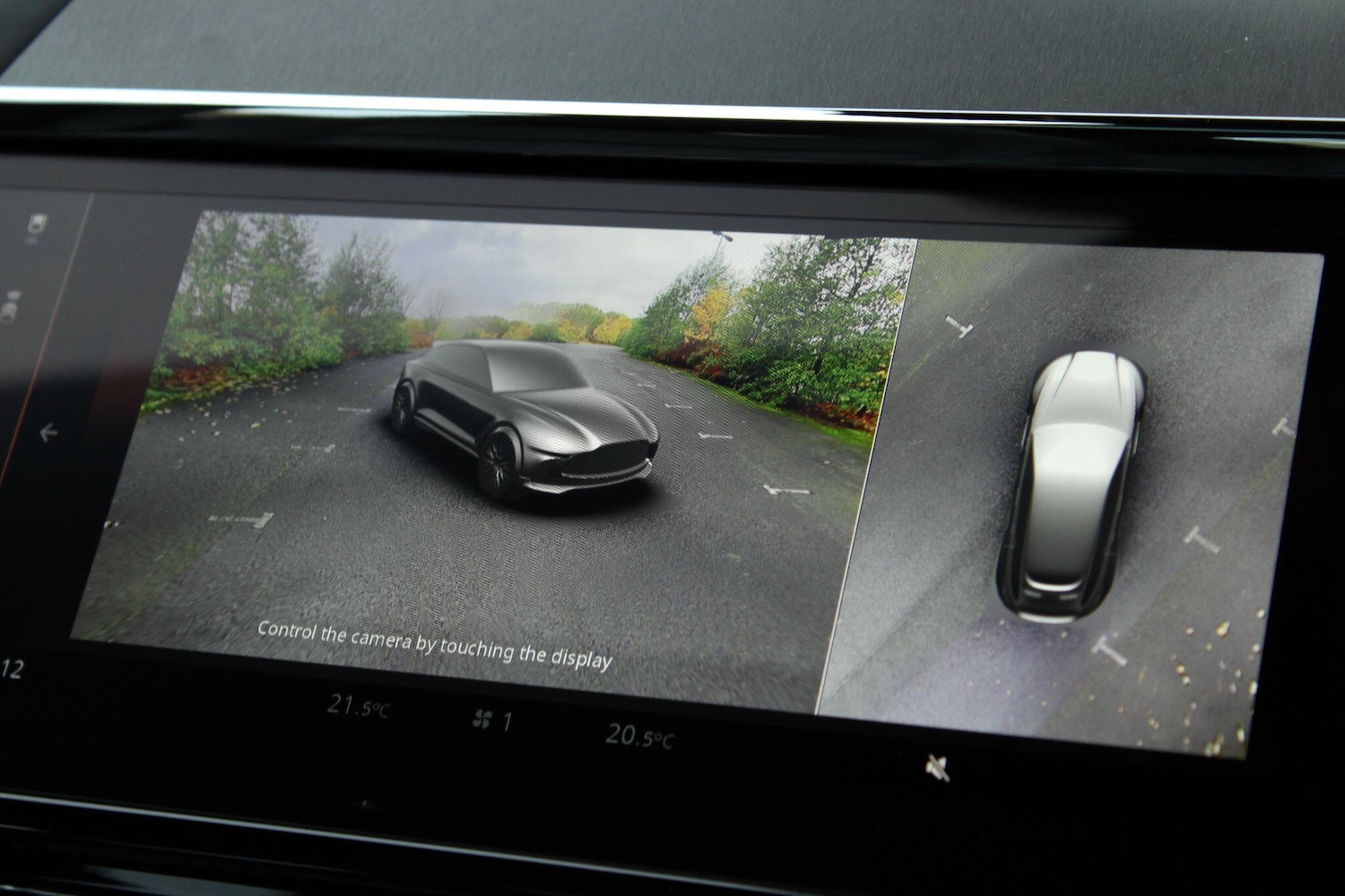 Used Aston Martin DBX for sale - 76513401: Photo 42