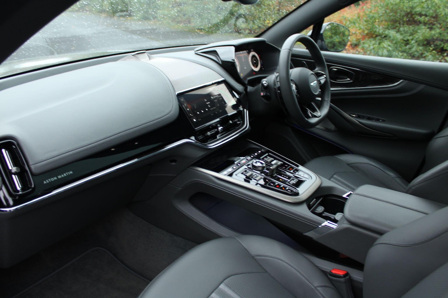 Used Aston Martin DBX for sale - 76513401: Photo 46