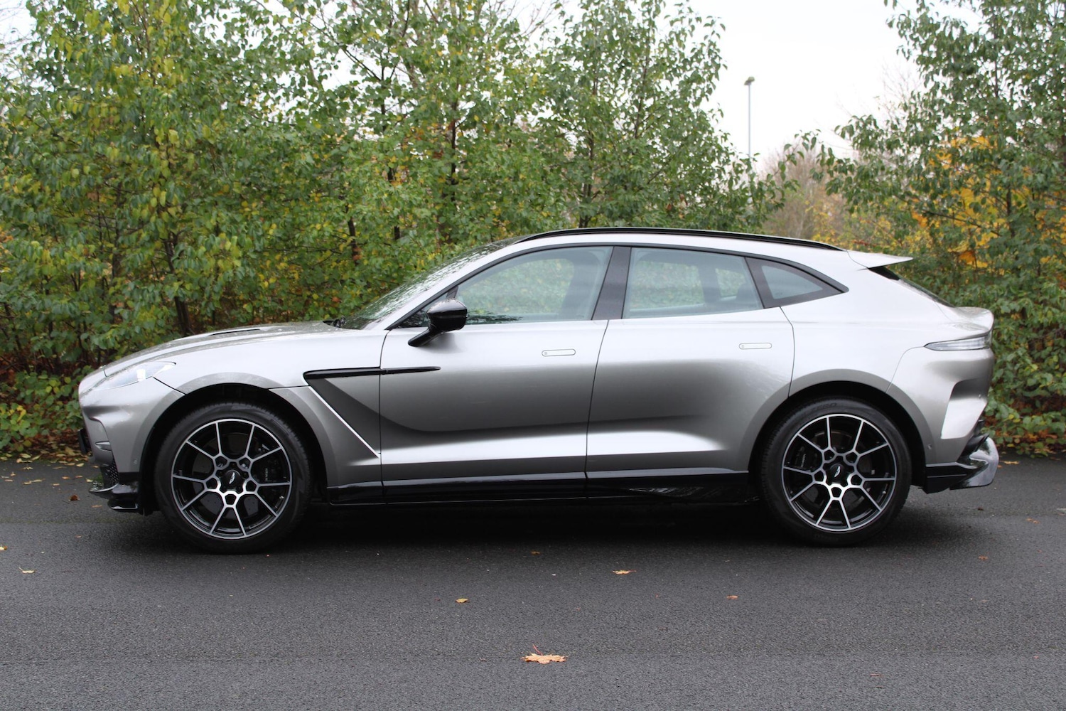 Used Aston Martin DBX for sale - 76513401: Photo 6