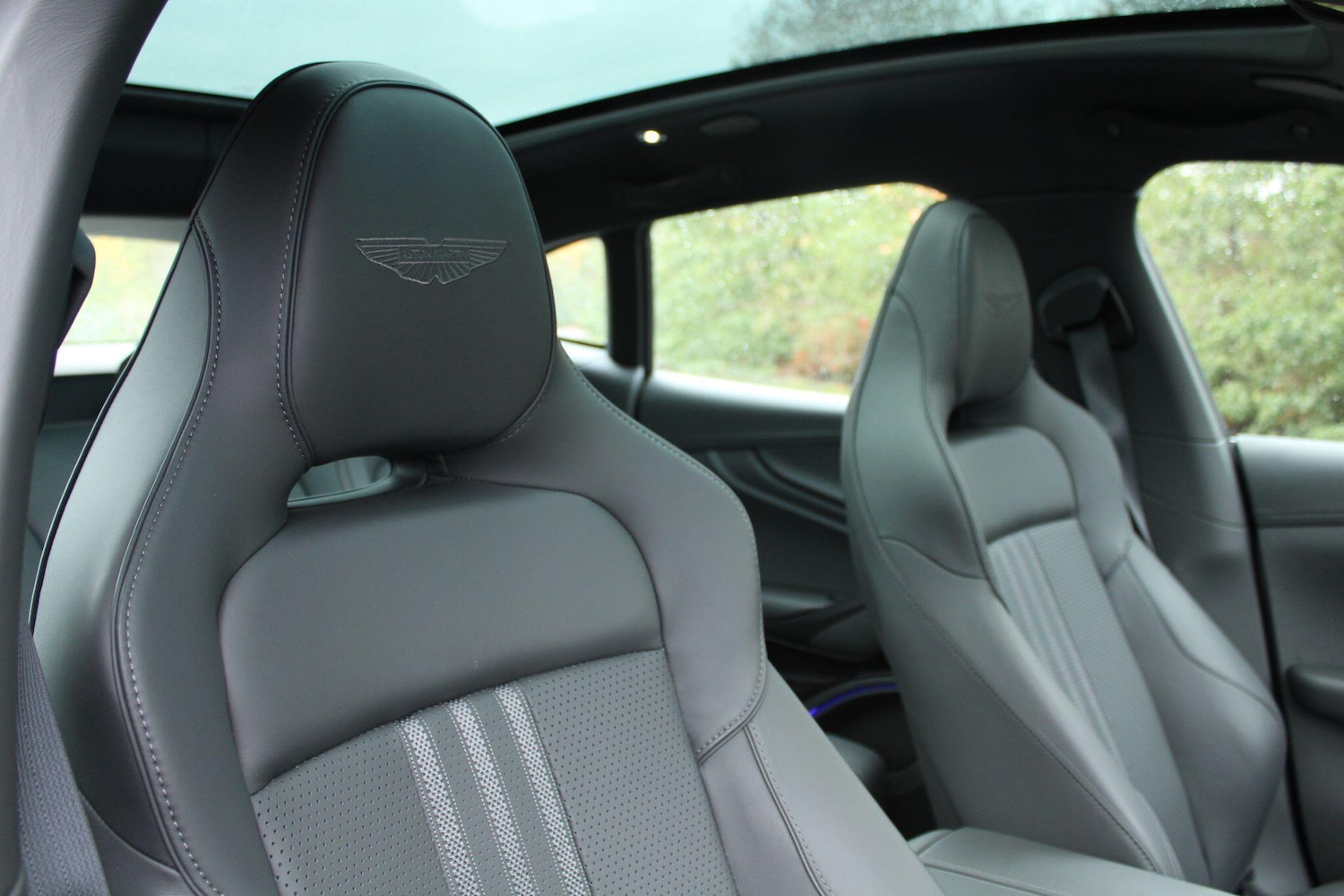 Used Aston Martin DBX for sale - 76513401: Photo 9