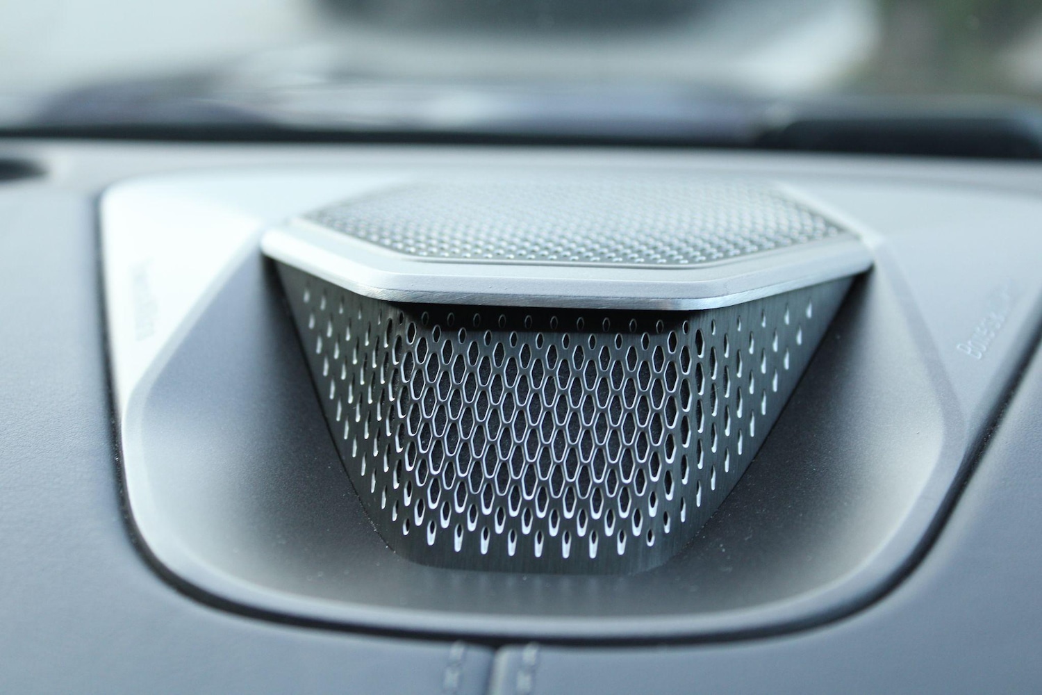 Used Aston Martin Vantage 2024 for sale - 76995925: Photo 41