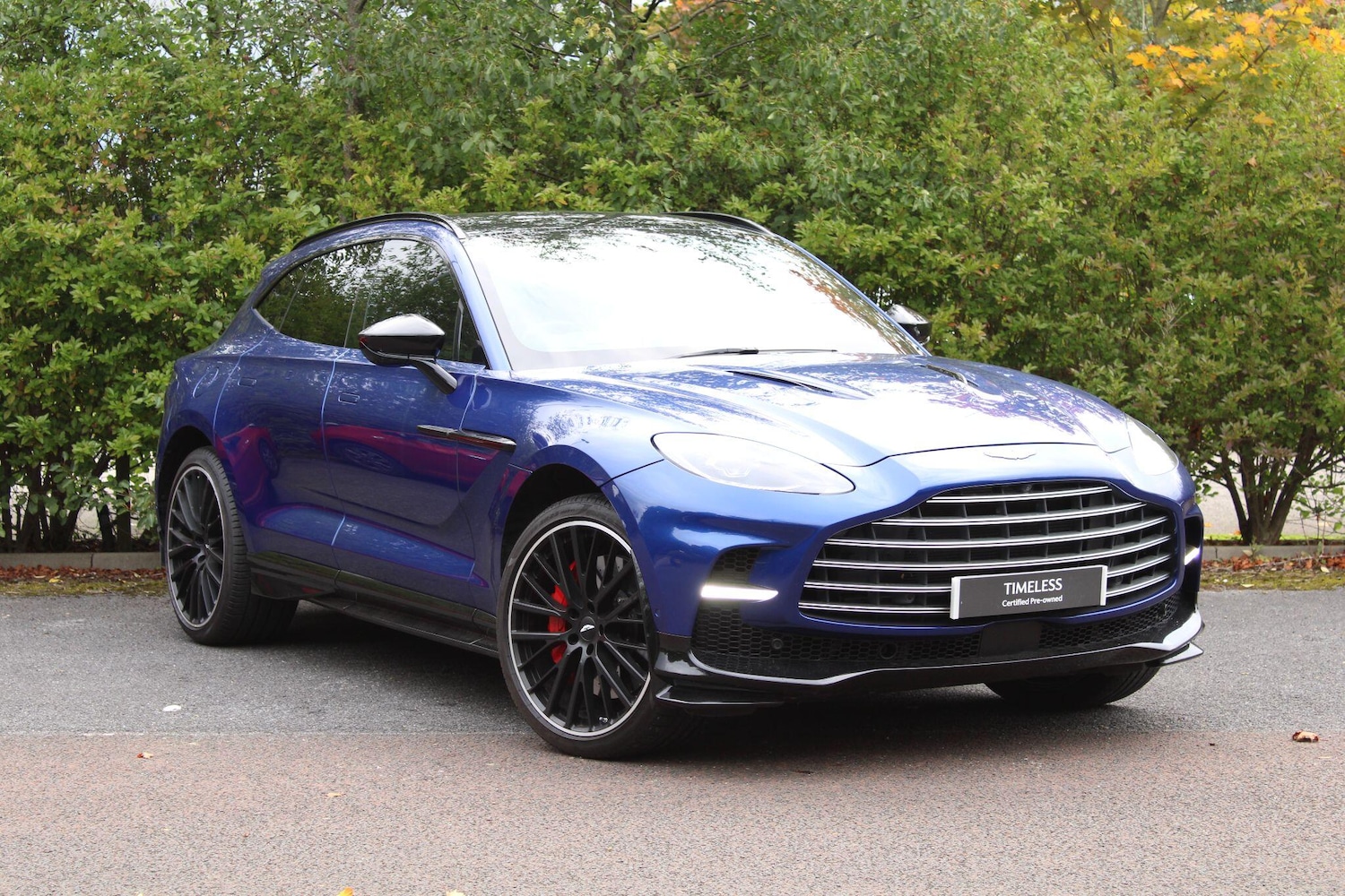 Used Aston Martin DBX 2022 for sale - 76189215: Photo 1