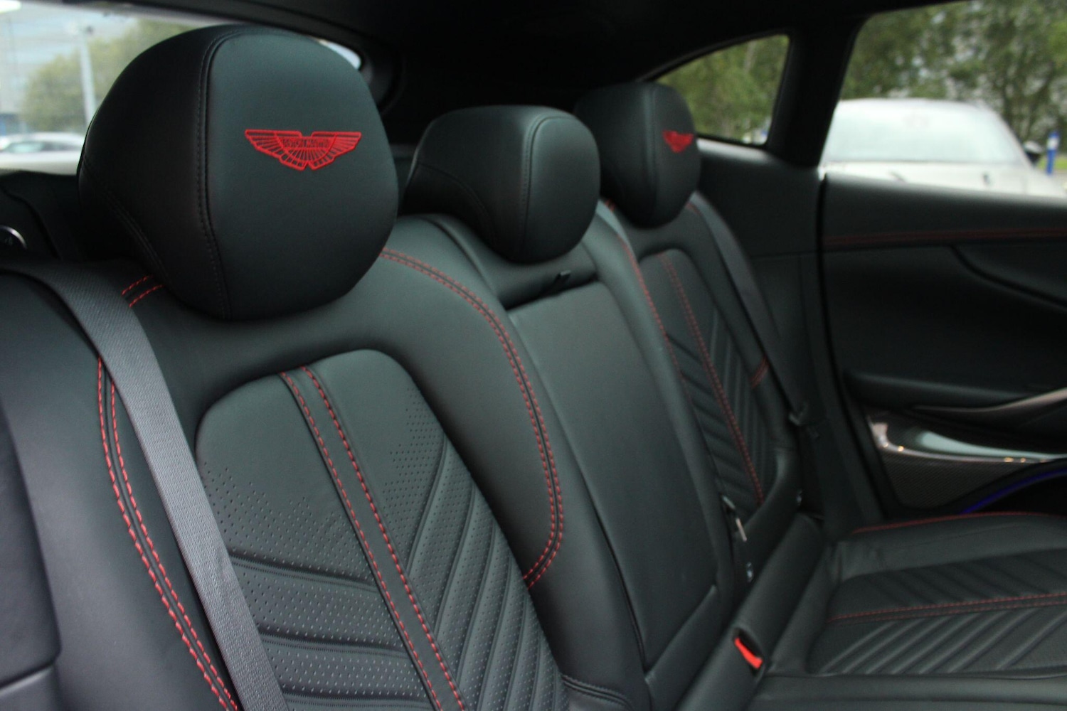 Used Aston Martin DBX 2022 for sale - 76189215: Photo 24
