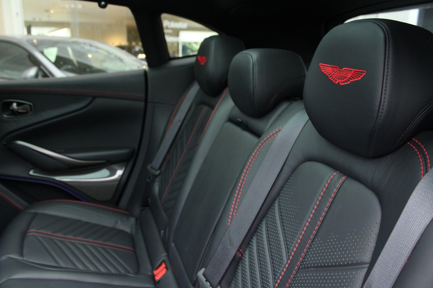 Used Aston Martin DBX 2022 for sale - 76189215: Photo 27