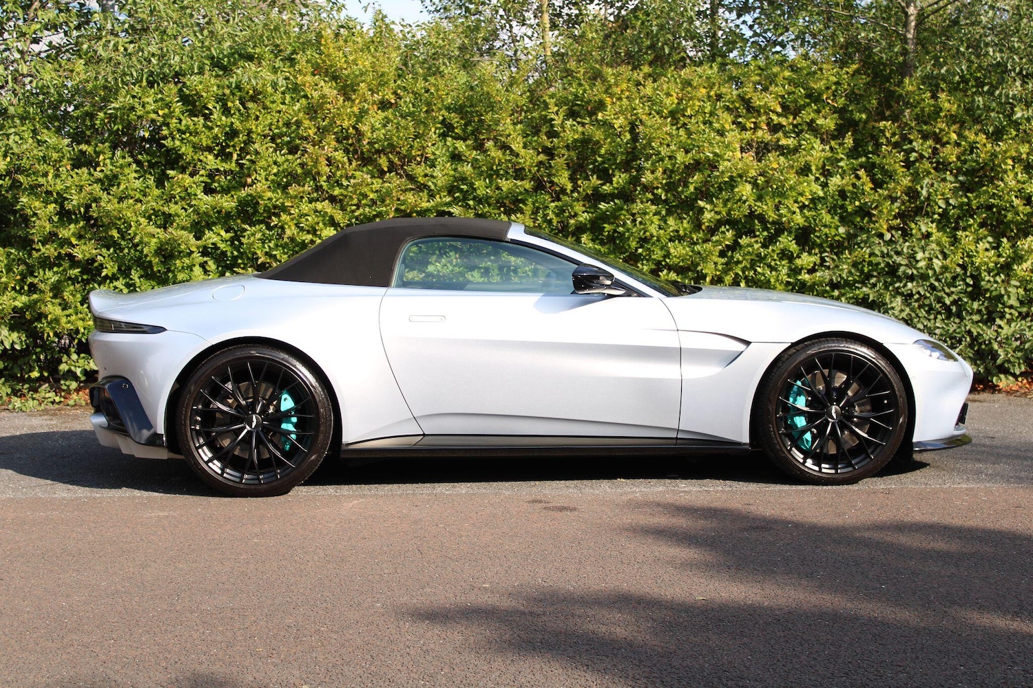 Used Aston Martin Vantage 2024 for sale - 76108364: Photo 16