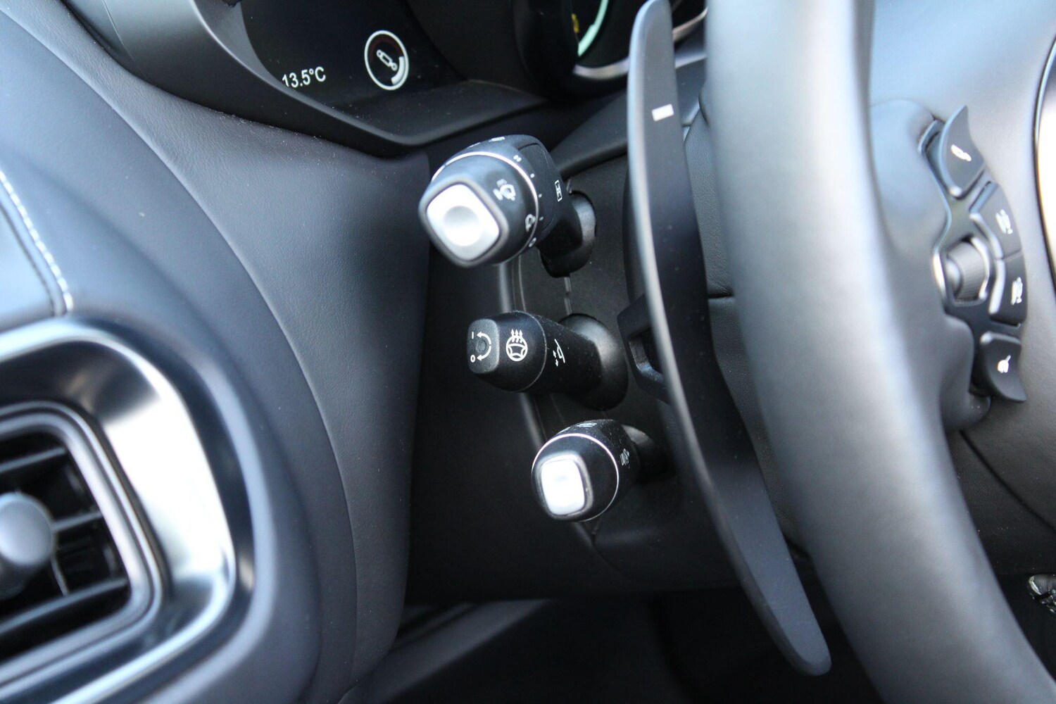 Used Aston Martin Vantage 2024 for sale - 76108364: Photo 23