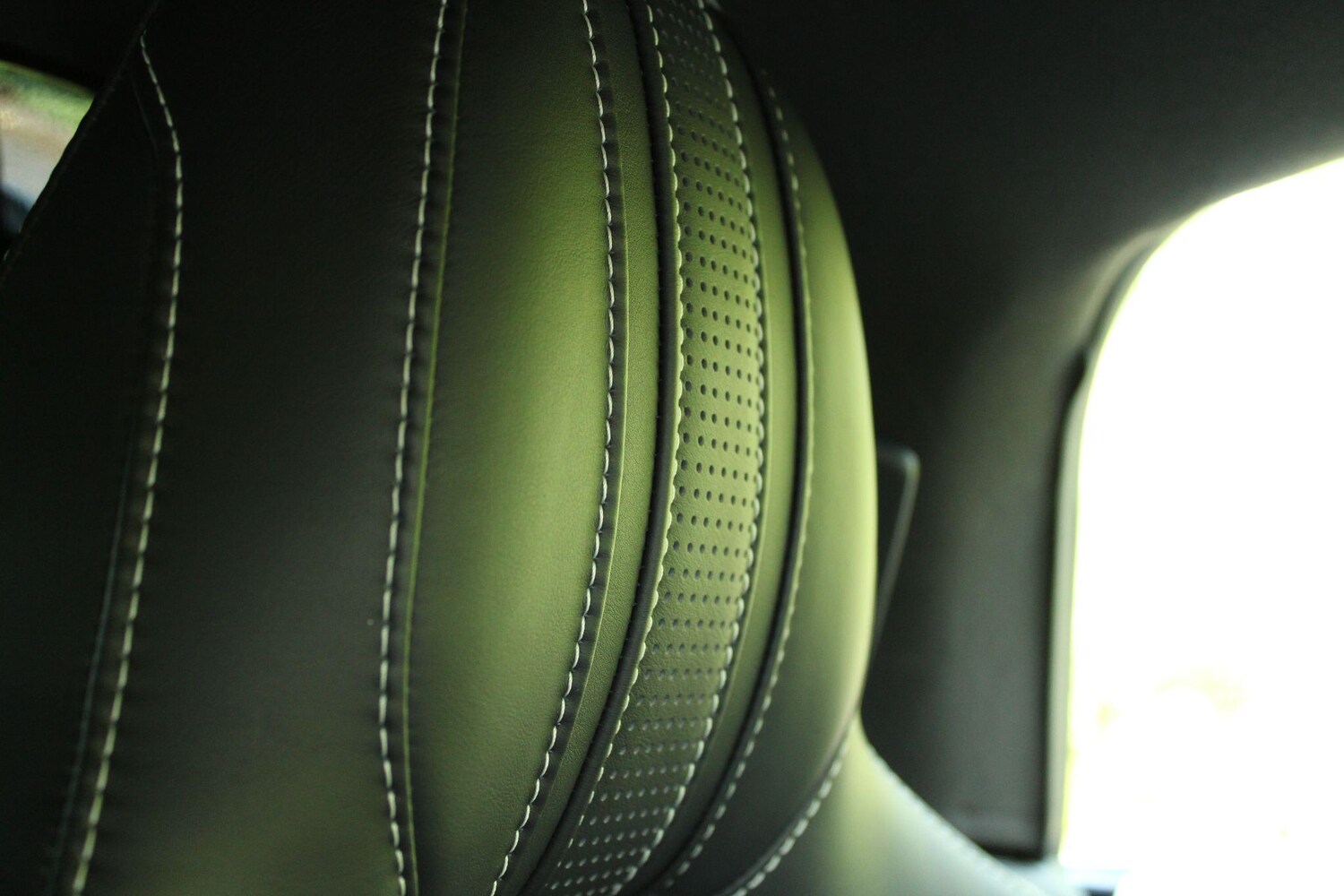 Used Aston Martin Vantage 2024 for sale - 76108364: Photo 35