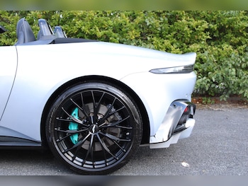 Used Aston Martin Vantage 2024 for sale - 76108364: Photo
