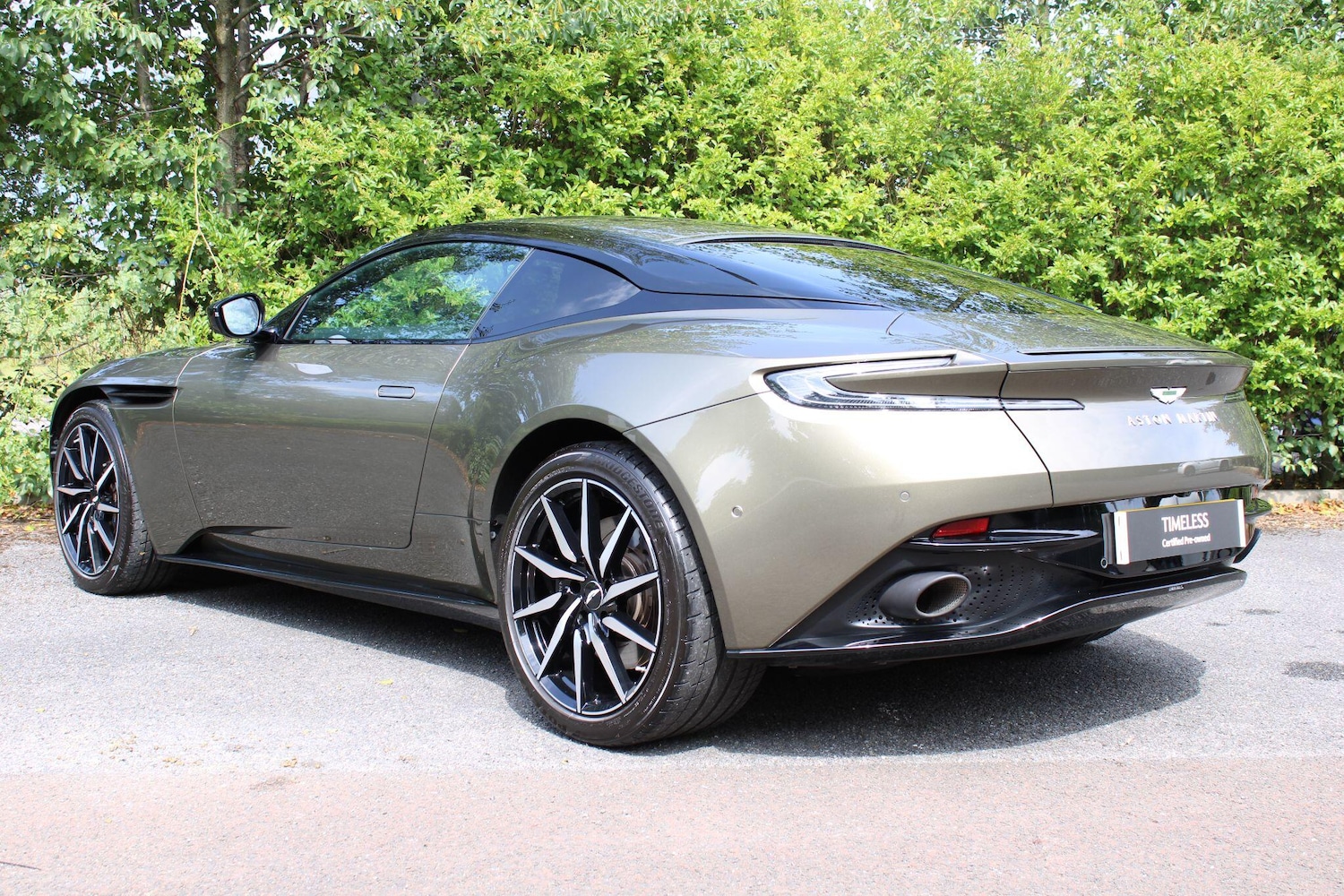 Used Aston Martin DB11 2022 for sale - 77067311: Photo 33