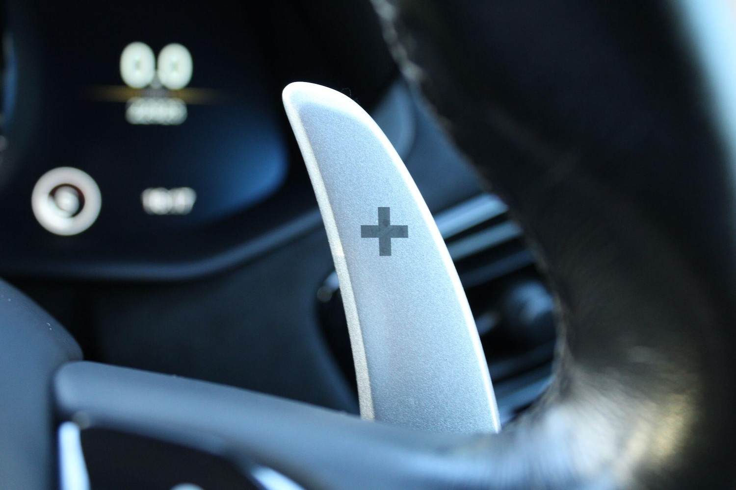 Used Aston Martin Vantage 2019 for sale - 76361064: Photo 16