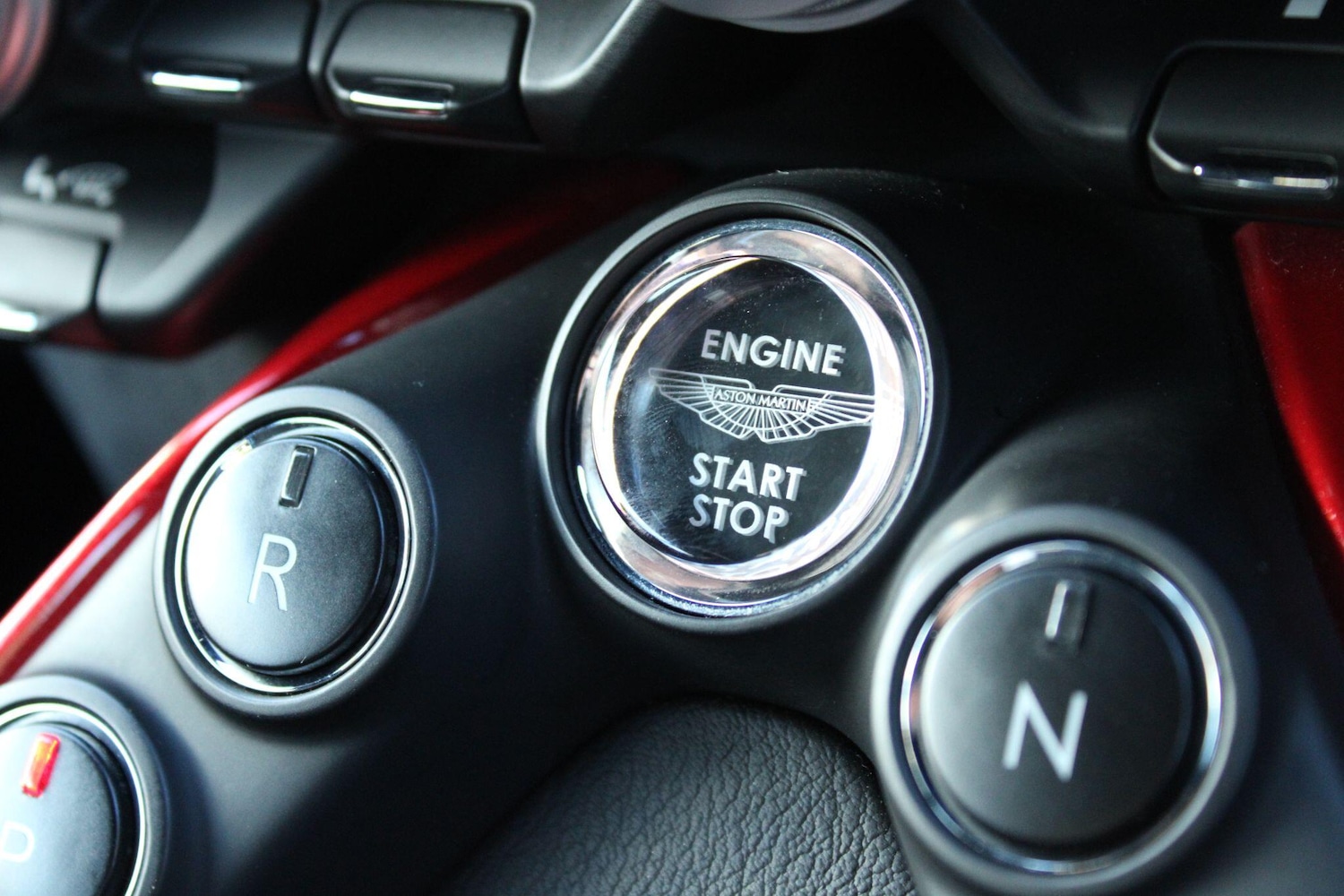 Used Aston Martin Vantage 2019 for sale - 76361064: Photo 17