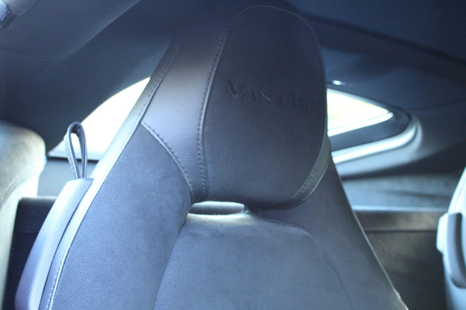 Used Aston Martin Vantage 2019 for sale - 76361064: Photo 25