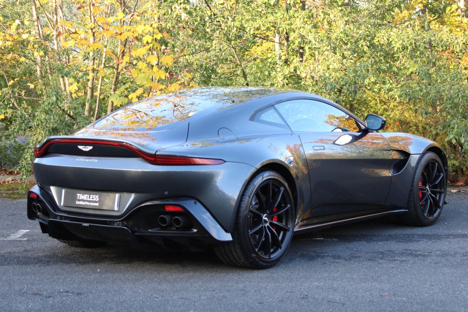 Used Aston Martin Vantage 2019 for sale - 76361064: Photo 9