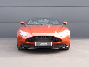 Used Aston Martin DB11 2018 for sale - 75600476: Photo