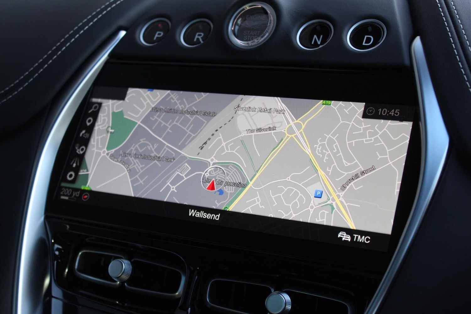 Used Aston Martin DBX 2023 for sale - 76349333: Photo 24