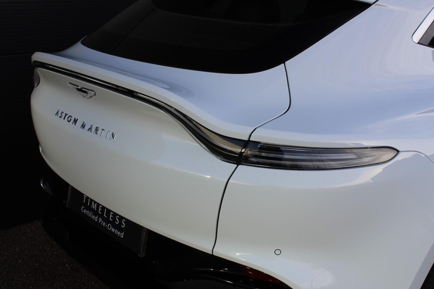 Used Aston Martin DBX 2023 for sale - 76349333: Photo 8