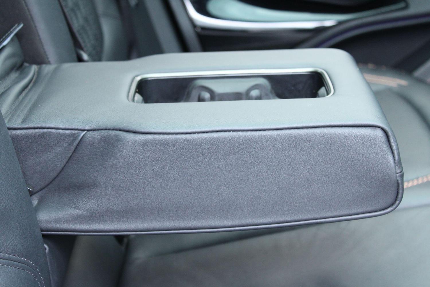 Used Aston Martin DBX 2021 for sale - 76337013: Photo 20