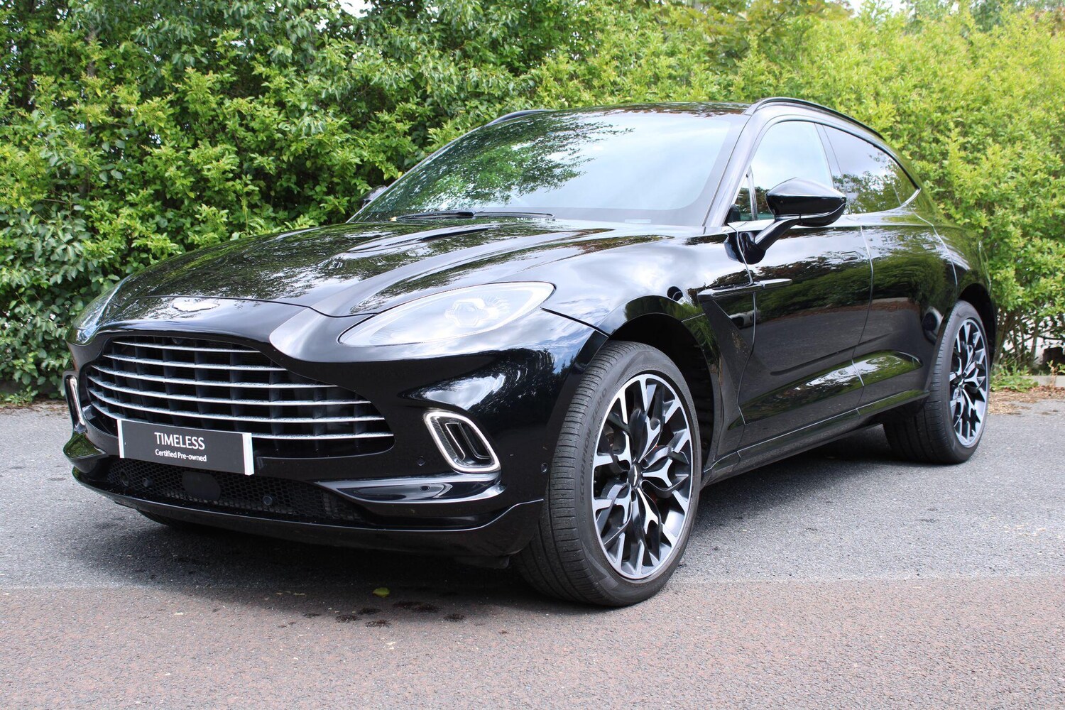 Used Aston Martin DBX 2021 for sale - 76337013: Photo 3