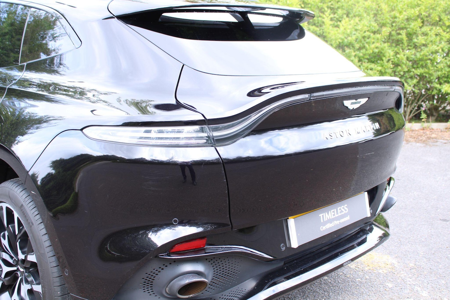 Used Aston Martin DBX 2021 for sale - 76337013: Photo 8
