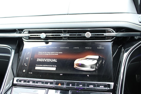 Used Aston Martin V8 2025 for sale - 75588373: Photo 34