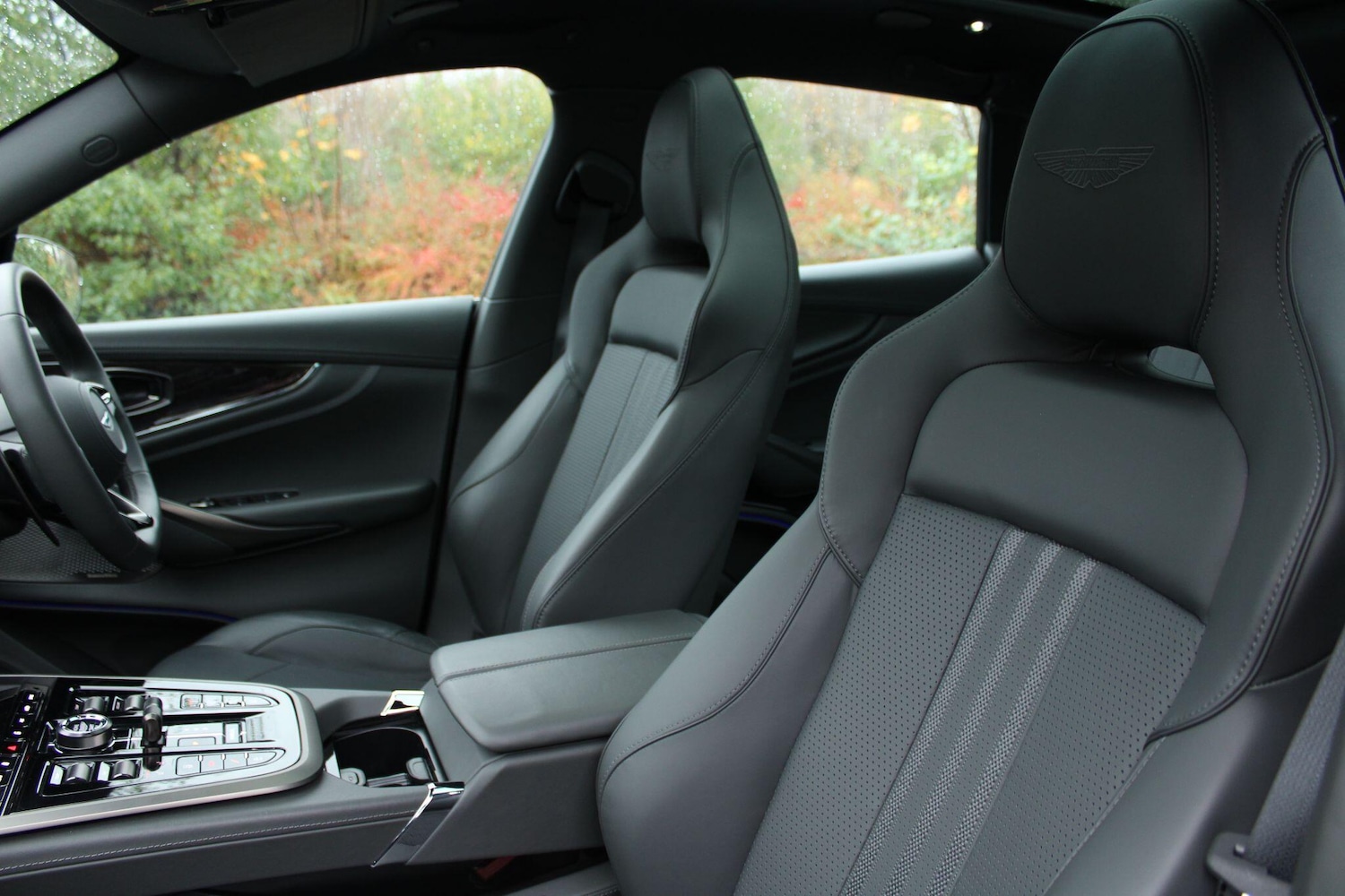 Used Aston Martin DBX 2024 for sale - 77191901: Photo 29