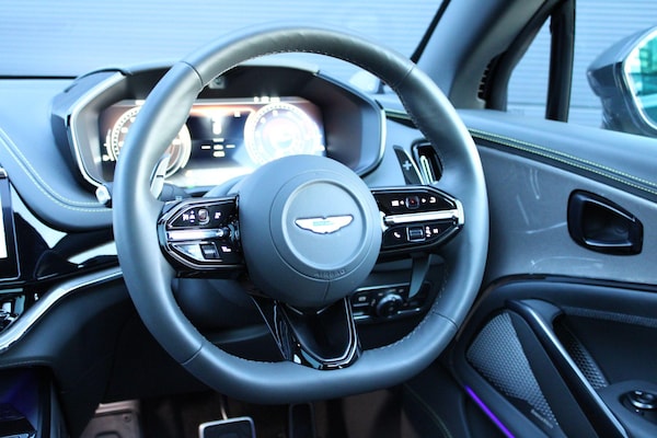 Used Aston Martin DBX 2024 for sale - 74148778: Photo 19