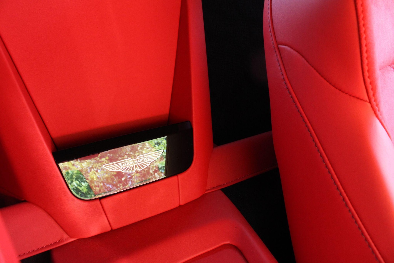 Used Aston Martin Vantage 2024 for sale - 76987725: Photo 29