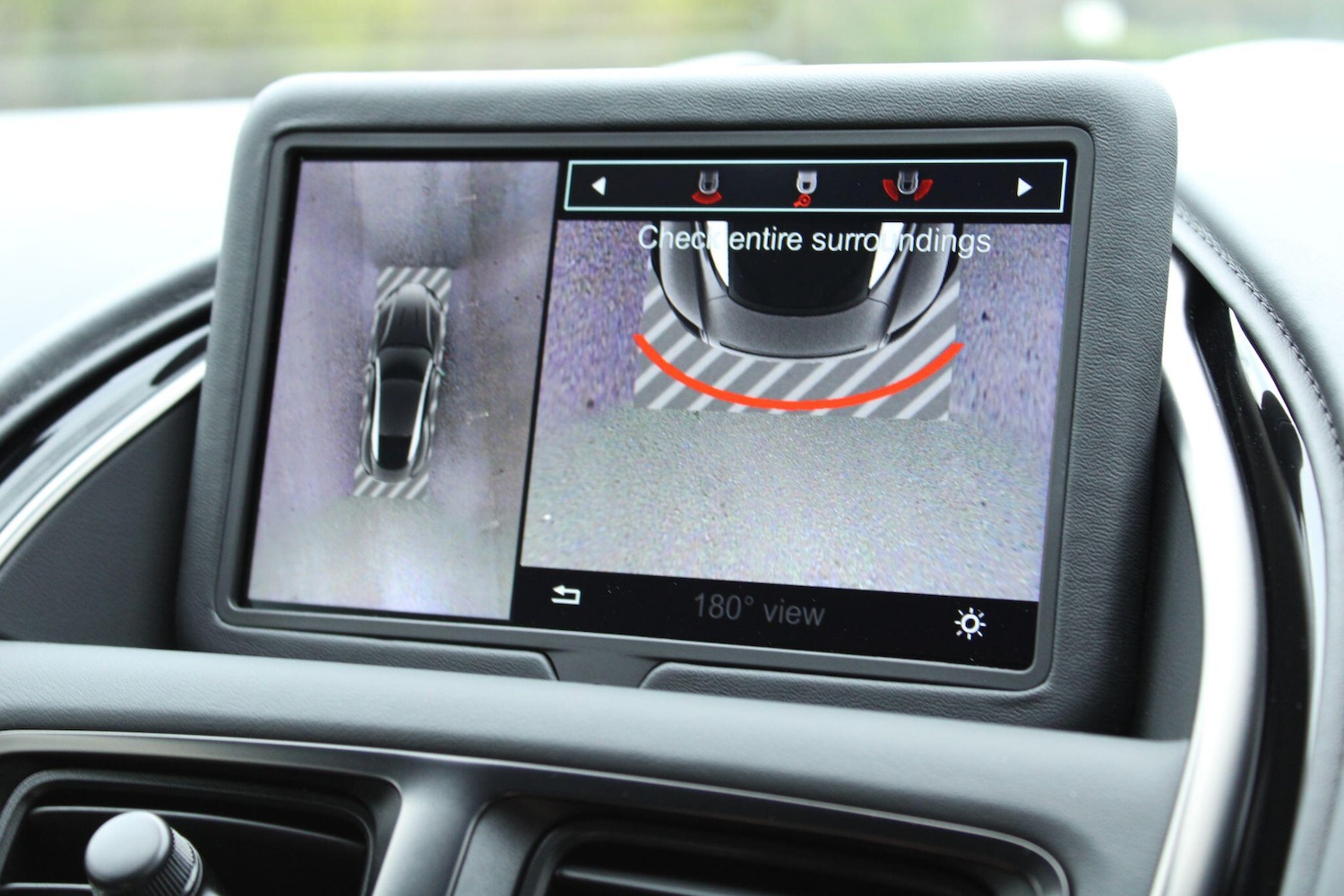 Used Aston Martin DB11 2023 for sale - 77478642: Photo 30