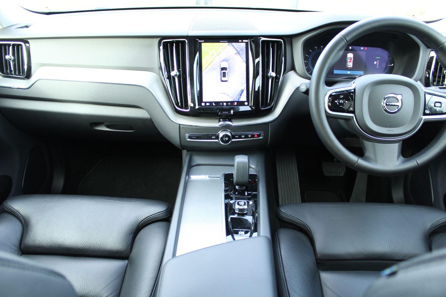 Used Volvo XC60 2024 for sale - 77723685: Photo 11