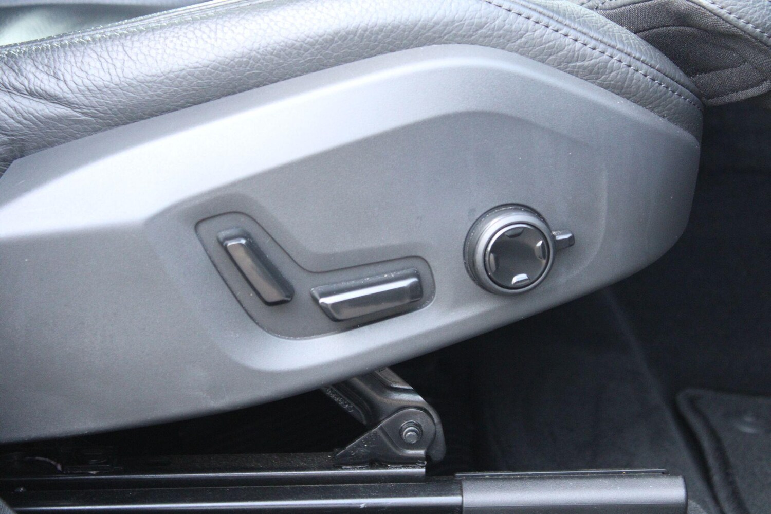 Used Volvo XC60 2024 for sale - 77723685: Photo 21