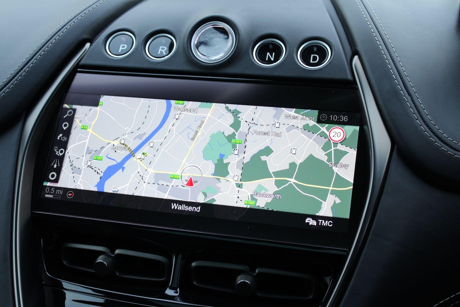 Used Aston Martin DBX 2023 for sale - 76666762: Photo 39