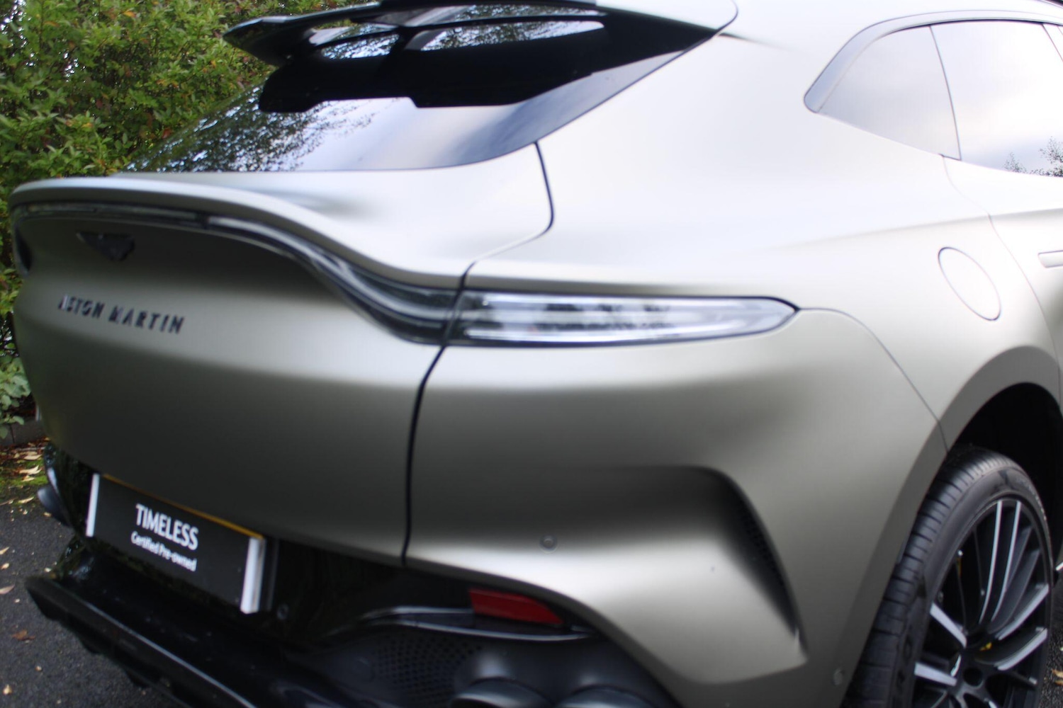 Used Aston Martin DBX 2023 for sale - 76666762: Photo 8