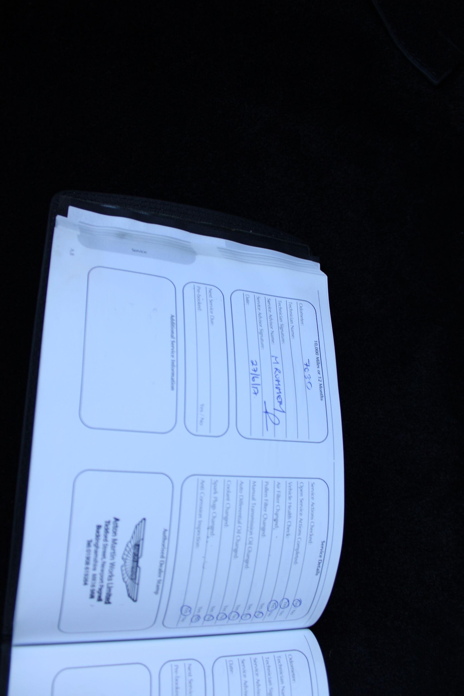 Used Aston Martin Vanquish for sale - 76825220: Photo 26