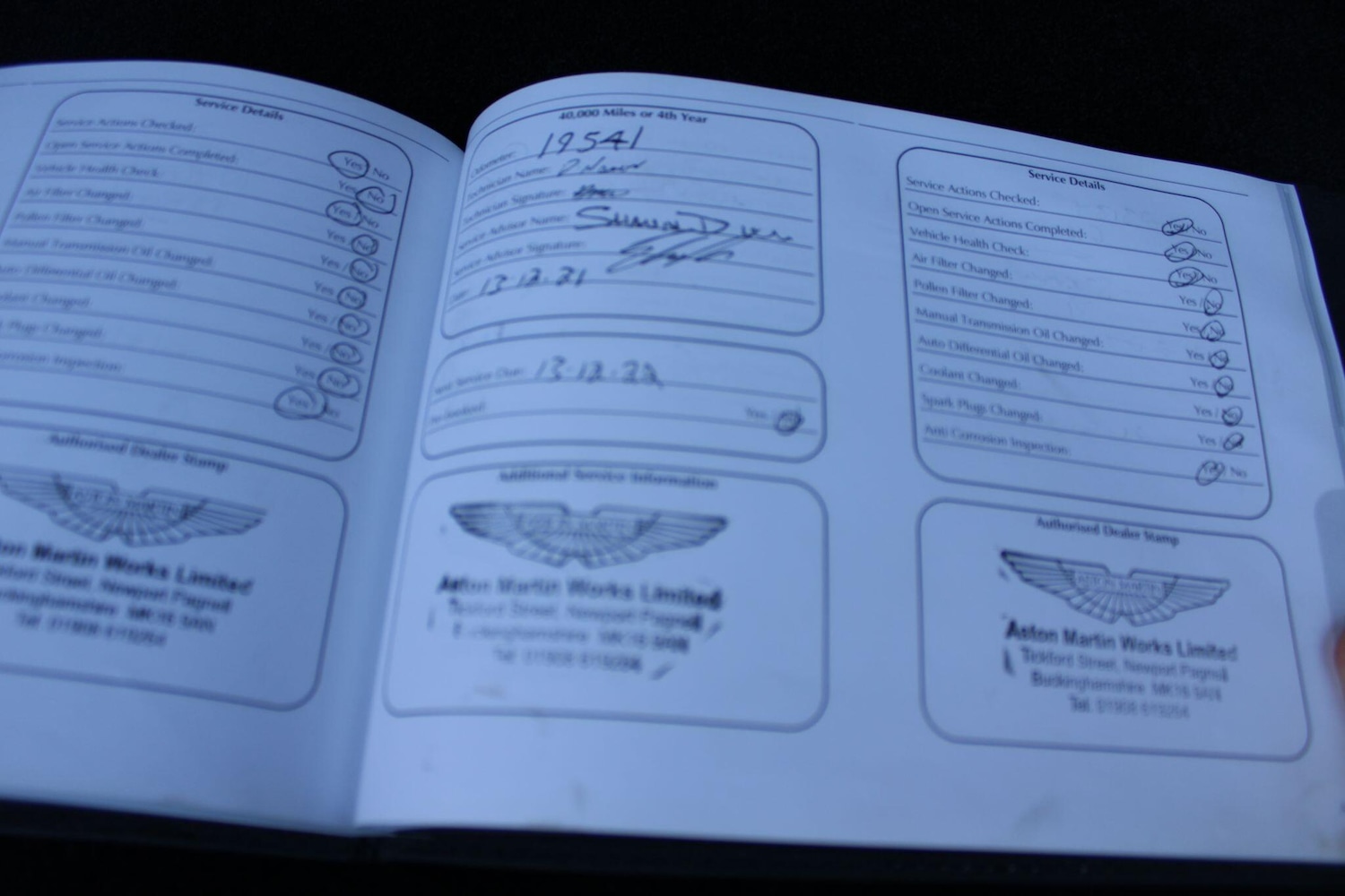 Used Aston Martin Vanquish for sale - 76825220: Photo 29