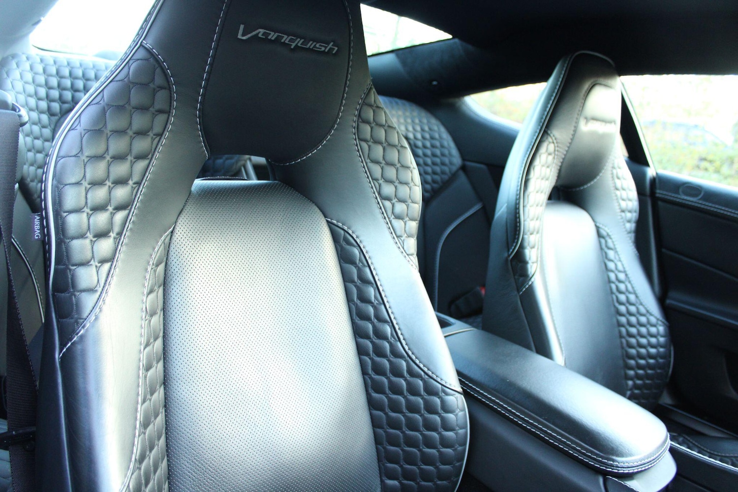 Used Aston Martin Vanquish for sale - 76825220: Photo 44