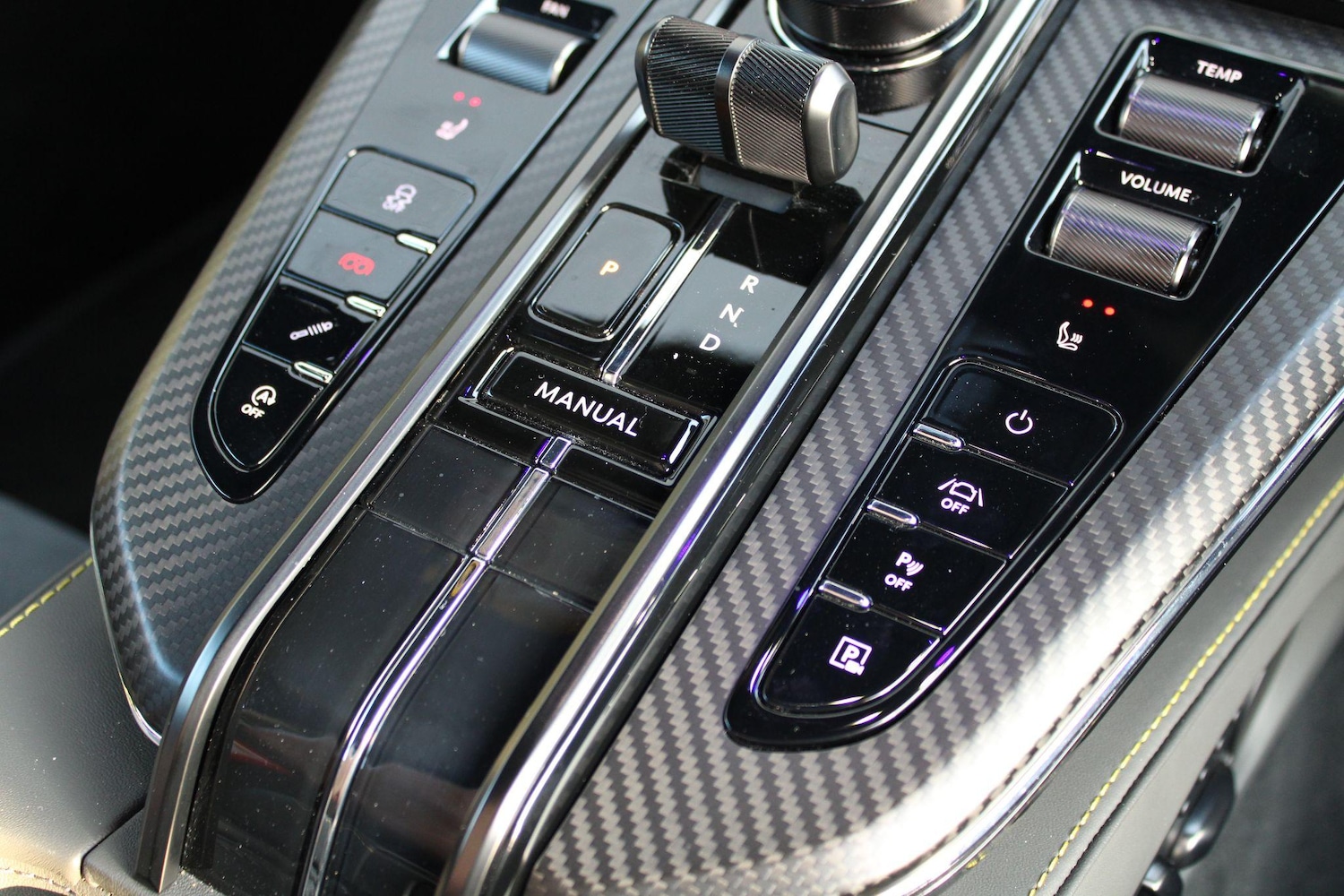 Used Aston Martin Vantage for sale - 76995172: Photo 35