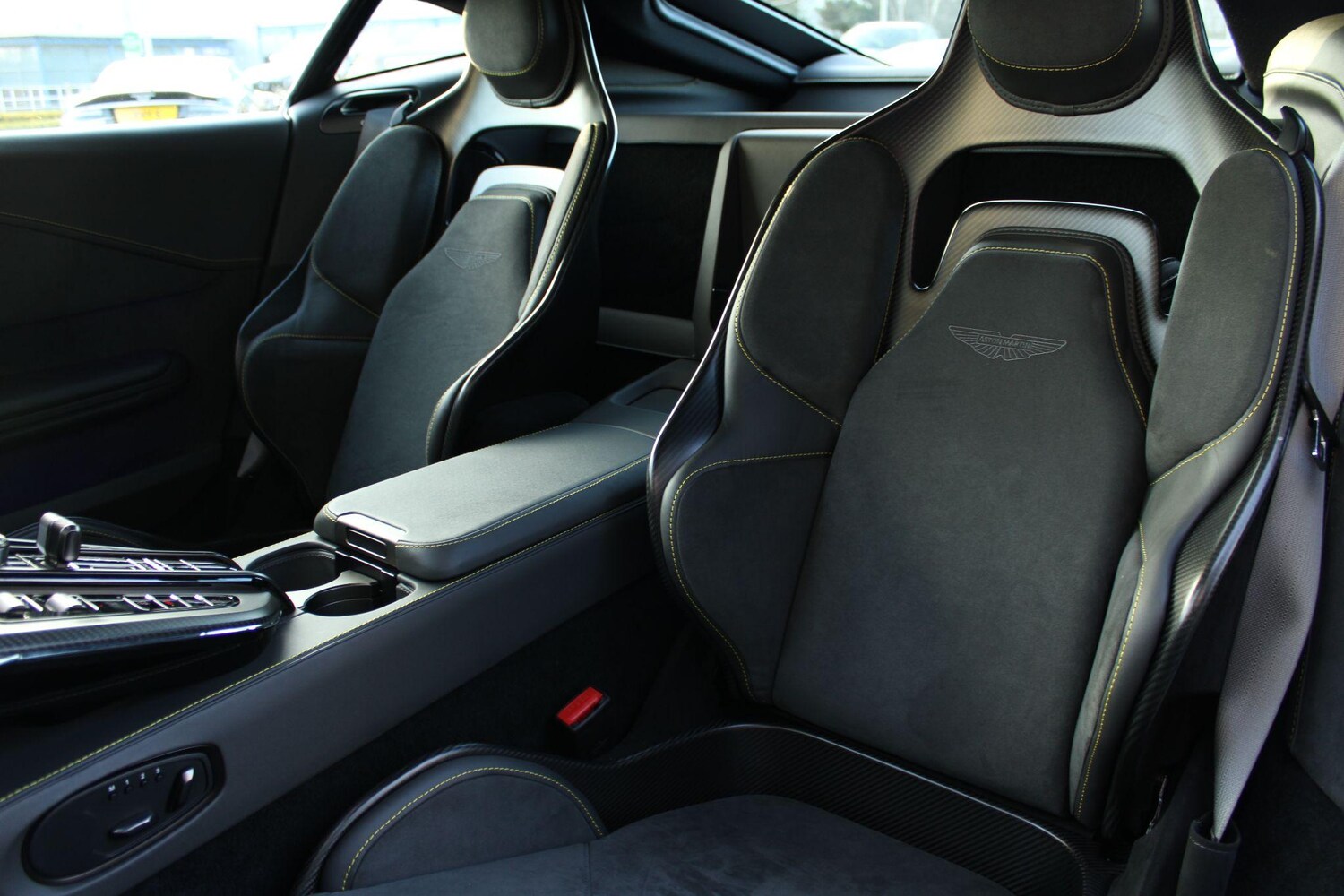 Used Aston Martin Vantage for sale - 76995172: Photo 38