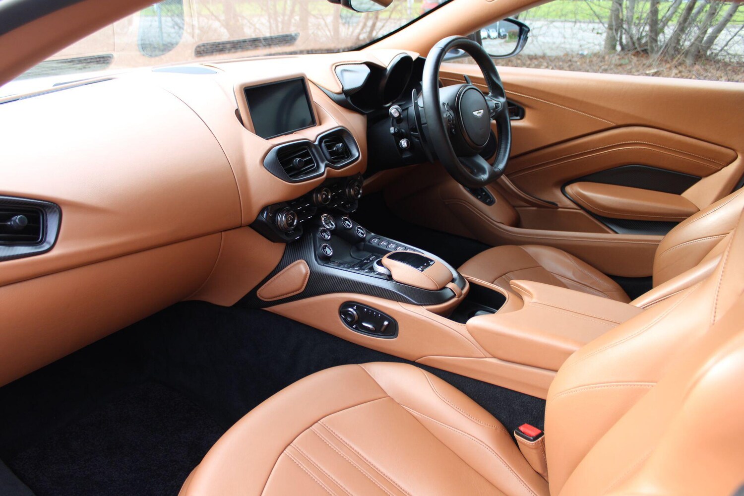 Used Aston Martin Vantage for sale - 77709644: Photo 12