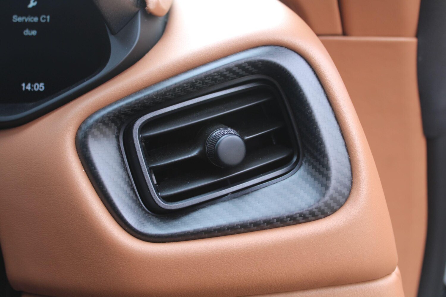 Used Aston Martin Vantage for sale - 77709644: Photo 18