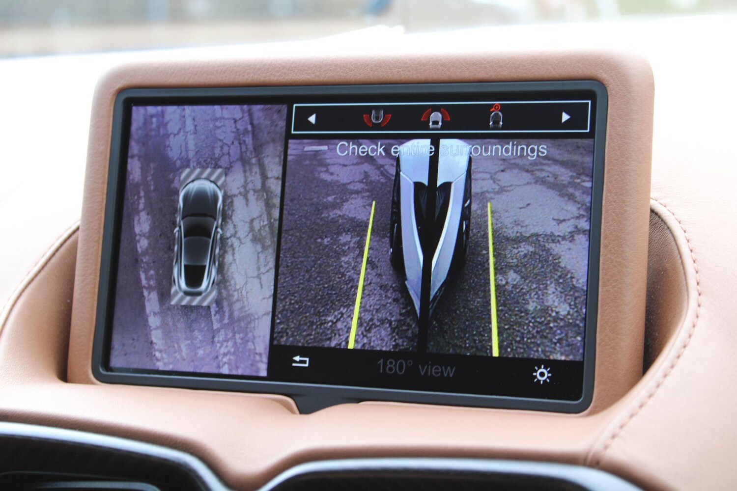 Used Aston Martin Vantage for sale - 77709644: Photo 28